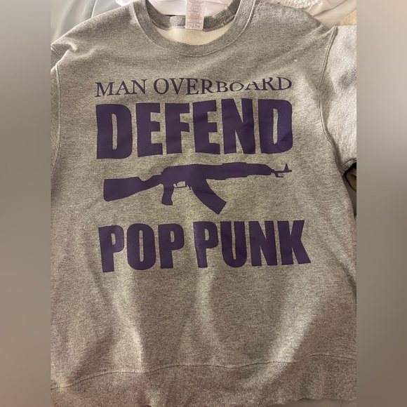 Purple and Gray Crewneck Sweater with Bold Graphic Design - Picture 1 of 3
